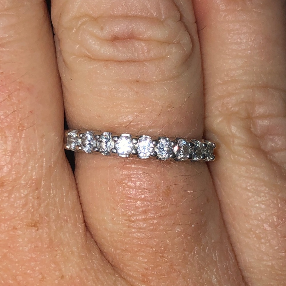 10k white gold Diamond band